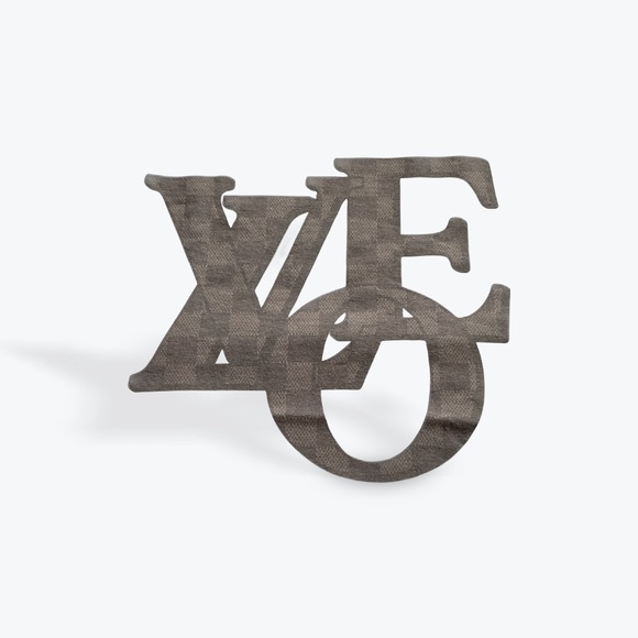 Love Fashion Tee Shirt - Picture 2 of 4